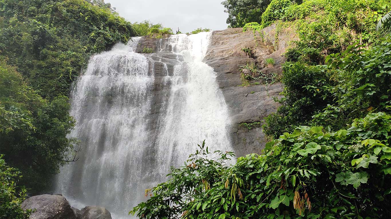 urumbikkara-water-falls-tourist-places-near-vagamon-idukki-hill-stations